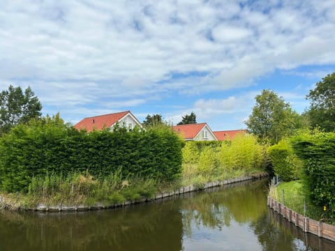 Holiday Home Stern Comfort by Interhome Haus in Noordwijkerhout