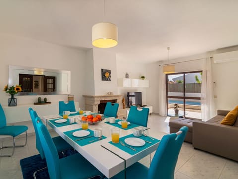 Villa Galé 600m from the beach by Interhome Villa in Guia