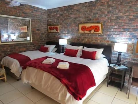 Coral Tree Guest Rooms Bed and Breakfast in Western Cape