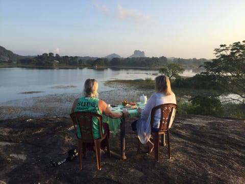 Lake view, Landmark view, Mountain view, Breakfast