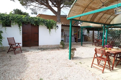 Inner courtyard view