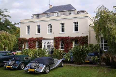 Property building, Parking