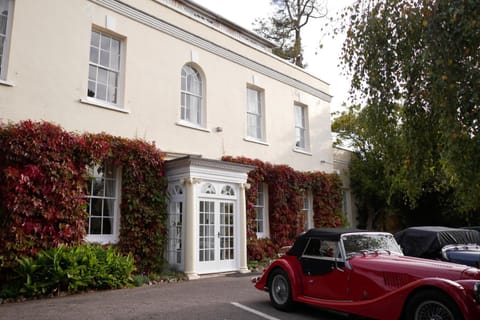 Property building, Parking