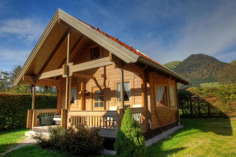 Mountain Inn Chalets & Apartments House in Walchsee
