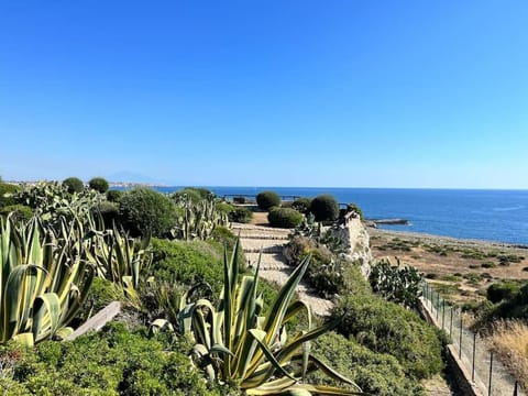 Villa Sebastian- Incomparabile vista sul mare House in Sicily