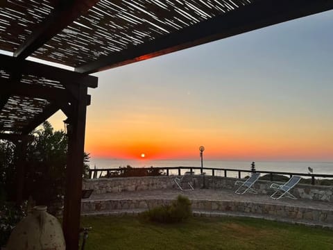 Villa Sebastian- Incomparabile vista sul mare House in Sicily