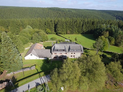 Luxurious Holiday Home in Kalterherberg with Sauna Haus in Monschau