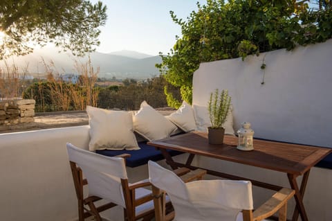 Patio, Balcony/Terrace, Mountain view