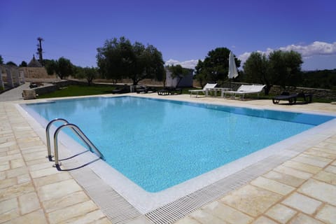 Pool view, Swimming pool, sunbed