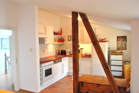 Coffee/tea facilities, Kitchen or kitchenette