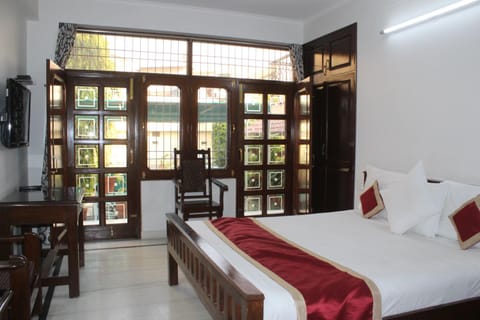 Hotel Sukhvilas Bed and Breakfast in Jaipur