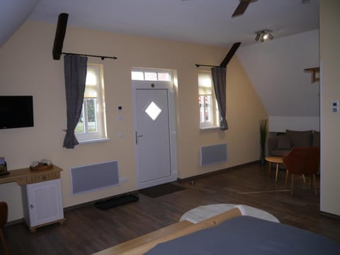 Café im Hof- Bed & Breakfast Bed and Breakfast in Thuringia, Germany