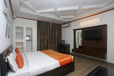 OYO Flagship 2173 Hotel Sebastian White Hotel in Haryana