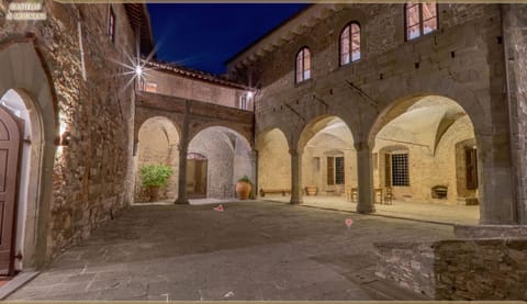 Castello di Mugnana Hotel in Tuscany