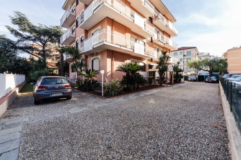 Residence Emanuel Condominio in Diano Marina