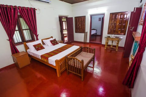 Lake County Heritage Home Bed and breakfast in Kochi