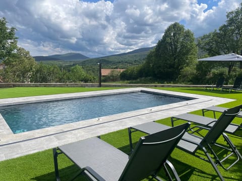 La Casa De Los Pedros Chalet in Cantabria