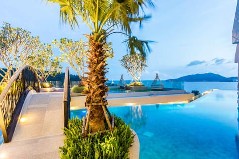 Crest Resort & Pool Villas - SHA Extra Plus Resort in Patong