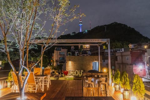 Myeongdong Artmonstay Bed and Breakfast in Seoul