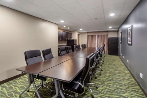 Meeting/conference room