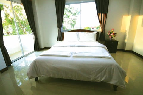 Baan Samrarn Apartment hotel in Krabi Changwat