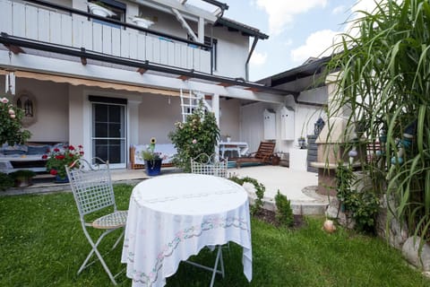 Ferienwohnung Eder Apartamento in Starnberg