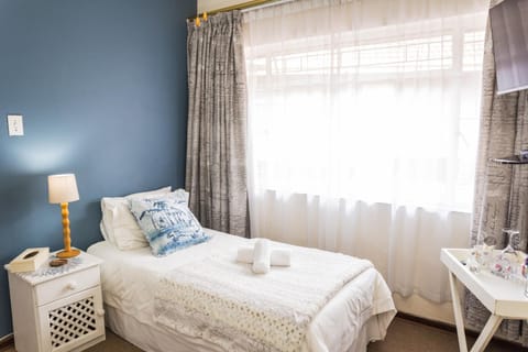 Rozendal Guest House Bed and Breakfast in Pretoria