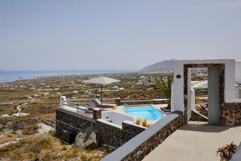 Nearby landmark, Day, Pool view, Sea view, Swimming pool