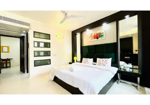 Olive Service Apartments - Greater Kailash Condominio in New Delhi