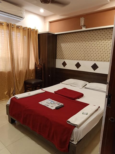 hotel sangeeth lodging Albergue natural in Mysuru