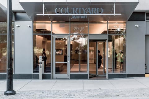 Courtyard by Marriott Long Island City/New York Manhattan View Hotel in Sunnyside