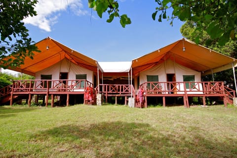 Mara Leisure Camp Nature lodge in Kenya