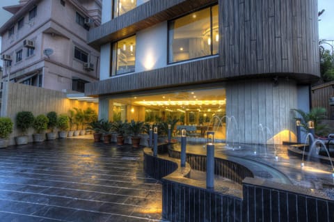 Scenaria Hotel Hôtel in Ahmedabad