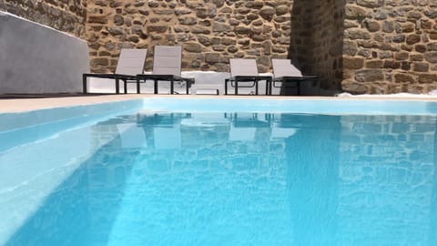 Pool view, Swimming pool, sunbed