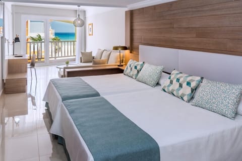 Mediterraneo Bay Hotel & Resort Hotel in Roquetas de Mar