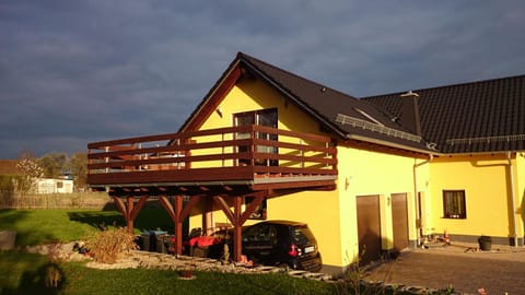 Property building, Balcony/Terrace