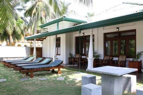 Lohas Beach Resort Villa Villa in Wadduwa