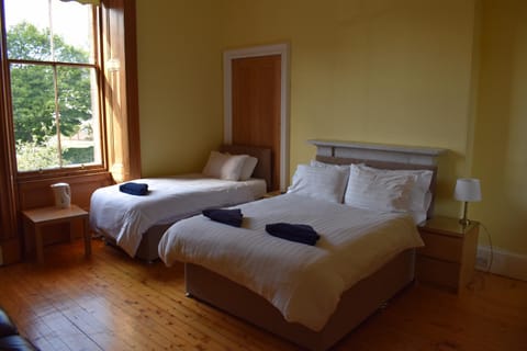 Ardgowan Guest House Bed and Breakfast in Edinburgh