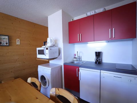 Appartement 4 pièces, 8 couchages à 300m des pistes - Auris en Oisans - FR-1-297-46 Apartment in Auris