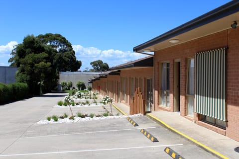 Cranbourne Motor Inn Motel in Melbourne