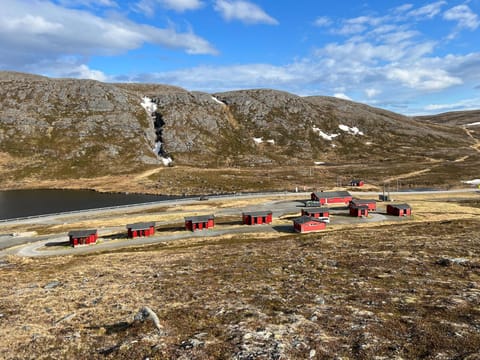 Hytte Camp Nordkapp - Red Campground/ 
RV Resort in Troms Og Finnmark