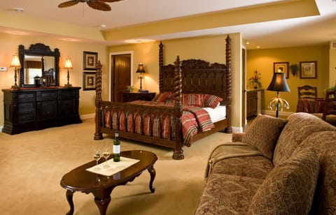 Goldmoor Inn & Resort Resort in Iowa