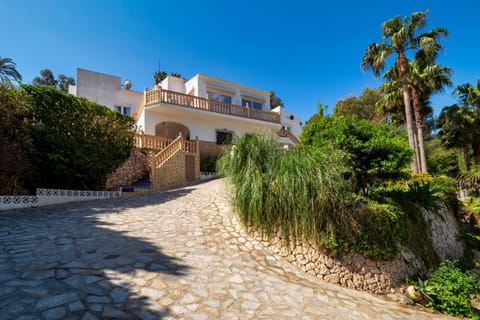 Facade/entrance, Other, Area and facilities