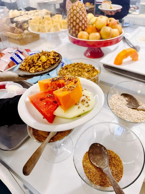 Restaurant/places to eat, Food and drinks, Food, Breakfast, Buffet breakfast