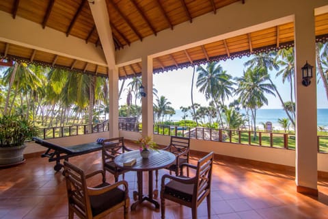 Lanka Beach Villa Chalet in Southern Province