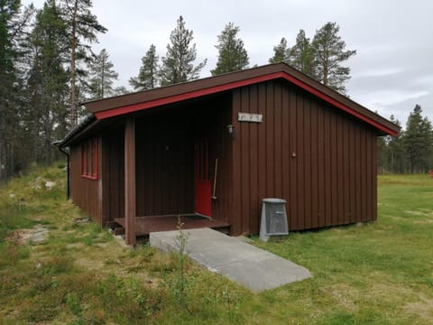 Tron Ungdomssenter Lodge nature in Innlandet