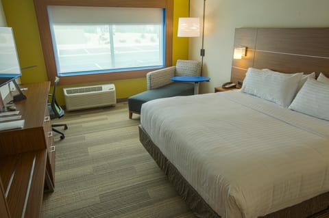 Holiday Inn Express & Suites Boise Airport, an IHG Hotel Hotel in Boise