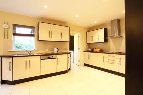 Ardmullen Walnut 3 Bed Holiday Home Haus in Kenmare