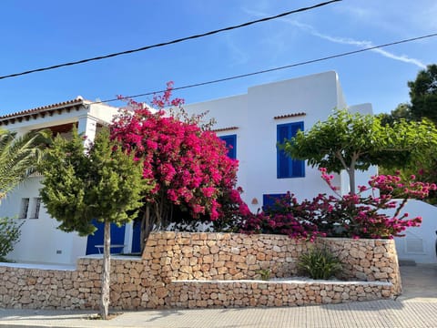 Es Queixal - Can Canet con piscina exterior climatizada Casa in Ibiza