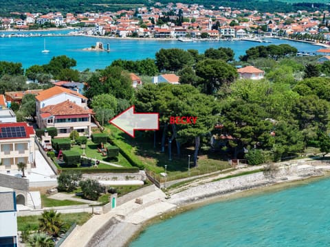 Property building, Day, Beach, Sea view